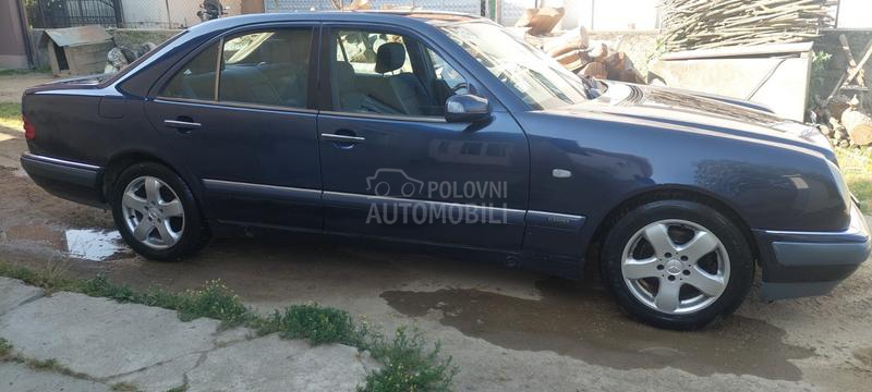 Mercedes Benz E 250 2500 tdi