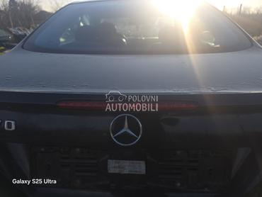 Stop u gepeku CLK W209 za Mercedes Benz CLK Klasa od 2004. do 2008. god.