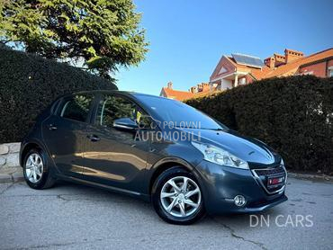 Peugeot 208 ALLURE CH