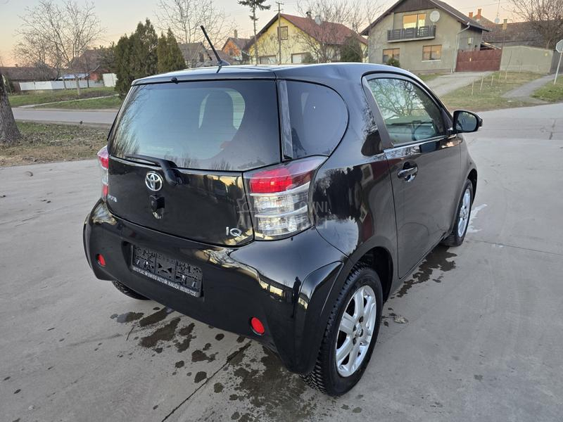 Toyota iQ 1,0