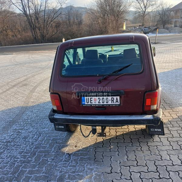 Lada Niva 1.7i