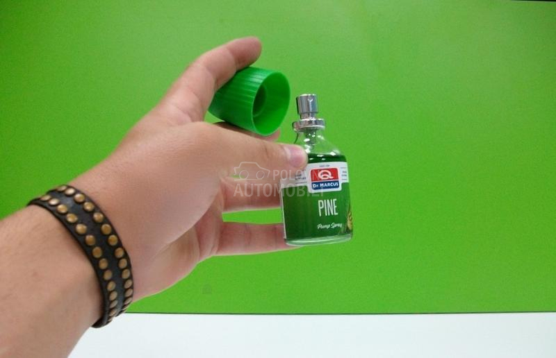 AUTO PARFEM PINE MIRIS BOROVIN