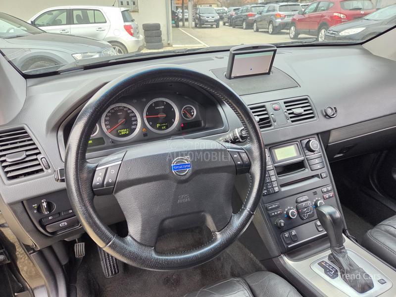 Volvo XC90 2.4 D5 AWD