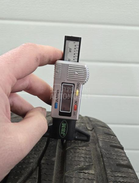 Ostalo 235/60 R18 Zimska