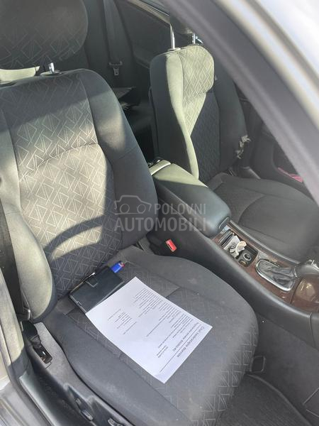 Mercedes Benz C 220 