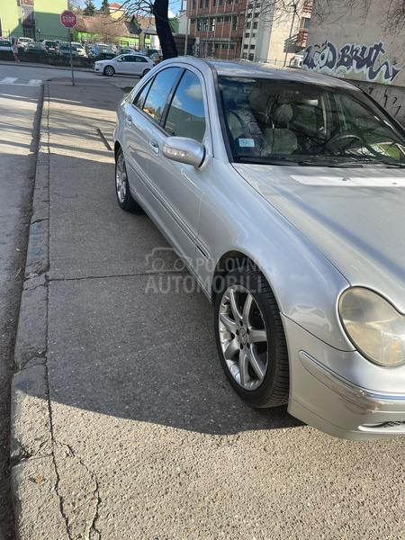 Mercedes Benz C 220 