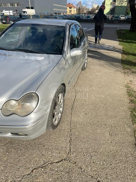 Mercedes Benz C 220 
