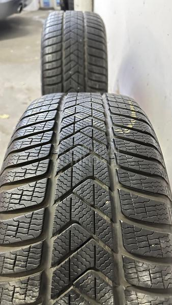 Pirelli 245/45 R18 Zimska