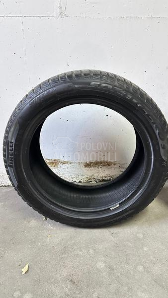 Pirelli 245/45 R18 Zimska
