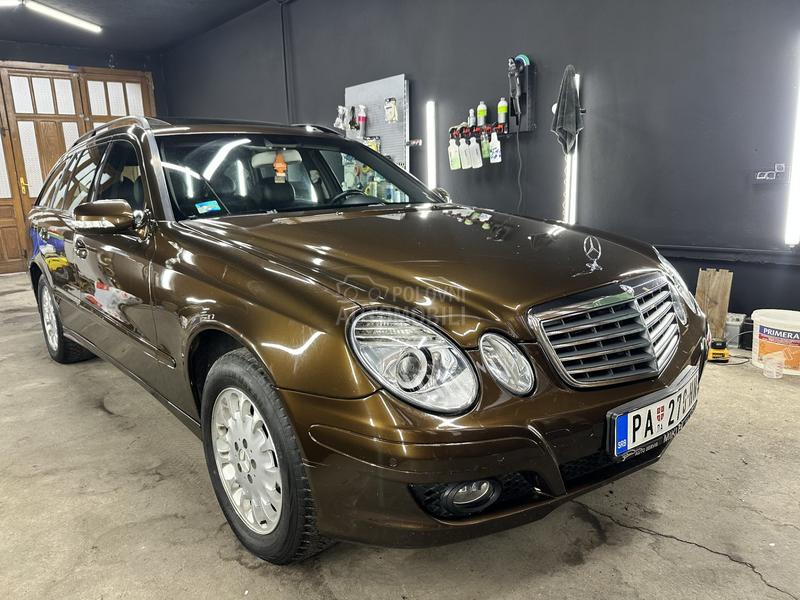 Mercedes Benz E 200 