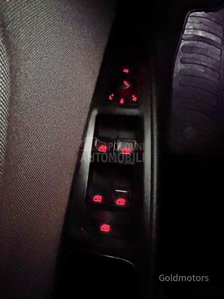 Seat Leon 1.6 TDI STYLE Matrix