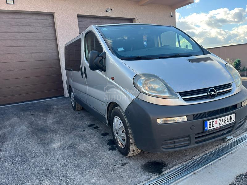 Opel Vivaro 19dci