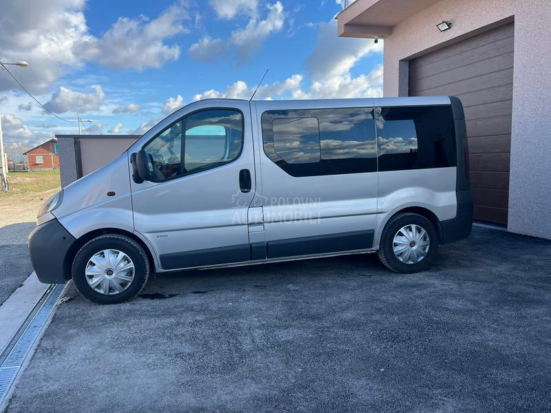 Opel Vivaro 19dci