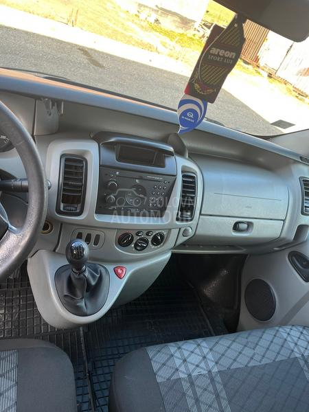 Opel Vivaro 19dci