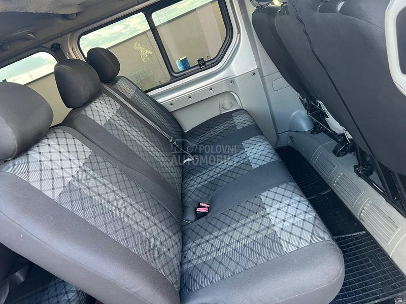 Opel Vivaro 19dci