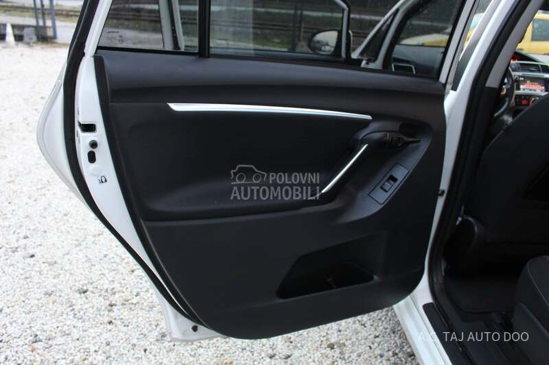 Toyota Verso 1.6 D-4D SKY BLUE