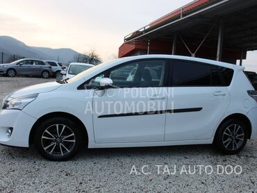 Toyota Verso 1.6 D-4D SKY BLUE