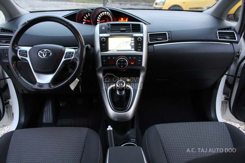 Toyota Verso 1.6 D-4D SKY BLUE