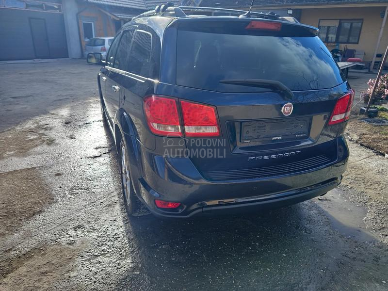 Fiat Freemont 