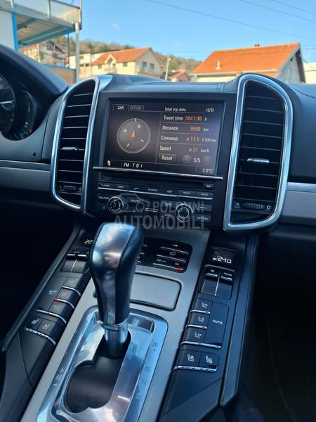 Porsche Cayenne 3.0 S Hybrid