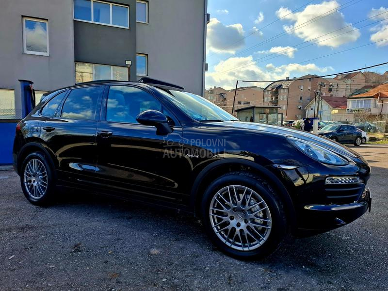 Porsche Cayenne 3.0 S Hybrid