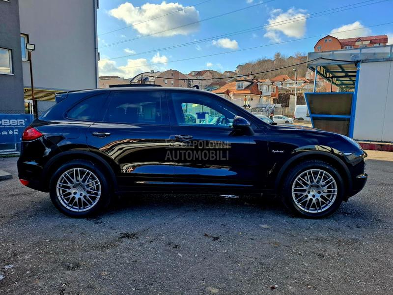 Porsche Cayenne 3.0 S Hybrid