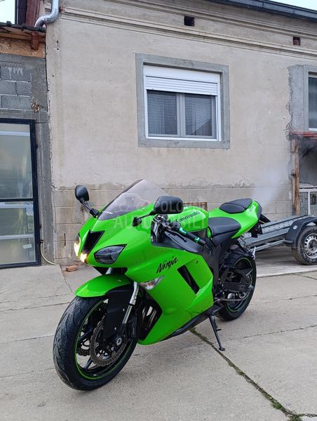 Kawasaki Ninja zx6r