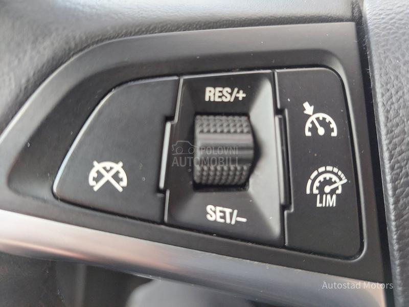 Opel Astra J ENJOY