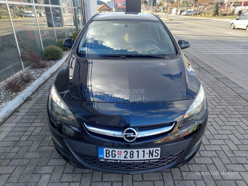 Opel Astra J ENJOY