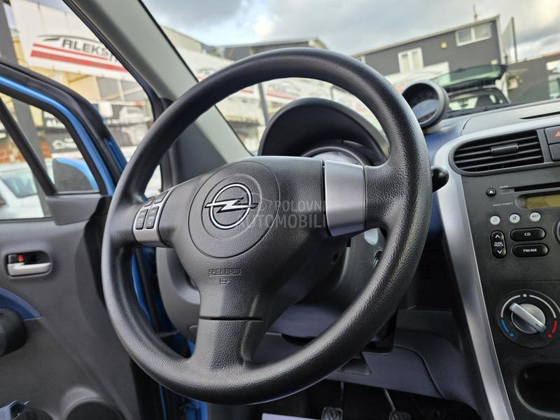 Opel Agila 1.2/CH/146.000 K.M