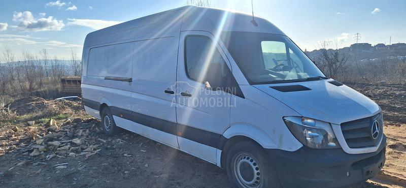 Mercedes Benz Sprinter 