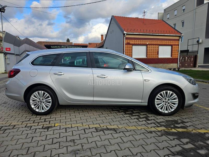 Opel Astra J 