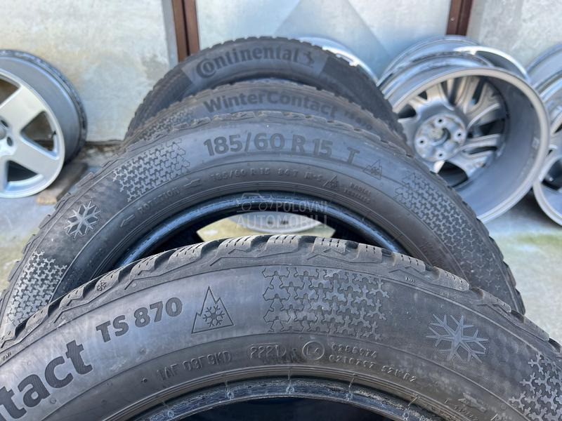 Continental 185/60 R15 Zimska