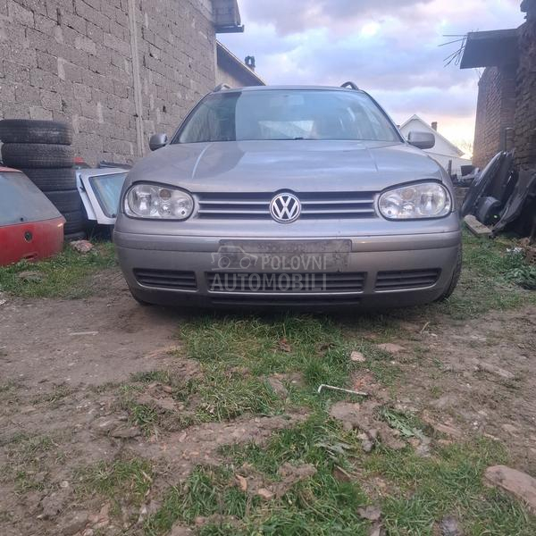 Volkswagen Golf 4 -  kompletan auto u delovima