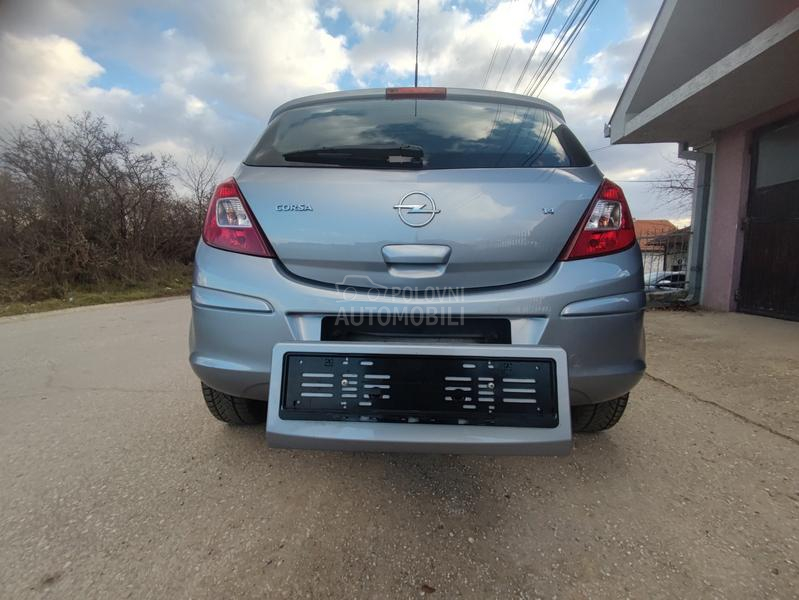 Opel Corsa D CH / RAM ZA BICIKLE