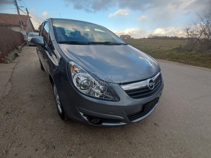 Opel Corsa D CH / RAM ZA BICIKLE