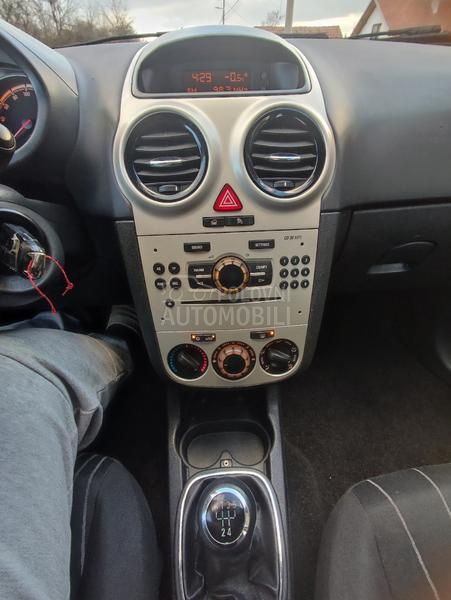 Opel Corsa D CH / RAM ZA BICIKLE