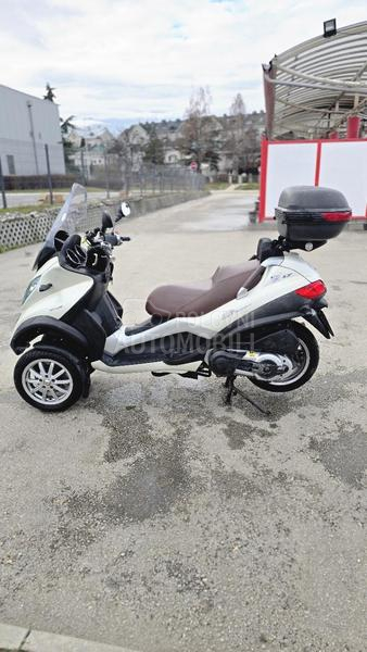 Piaggio MP3
