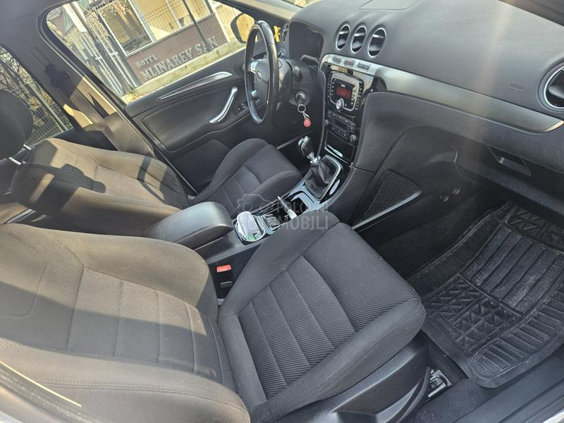 Ford S-Max 1.6 titanium
