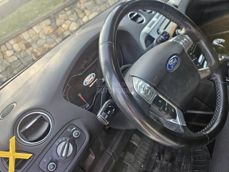 Ford S-Max 1.6 titanium