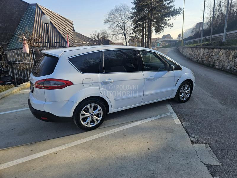 Ford S-Max 1.6 titanium