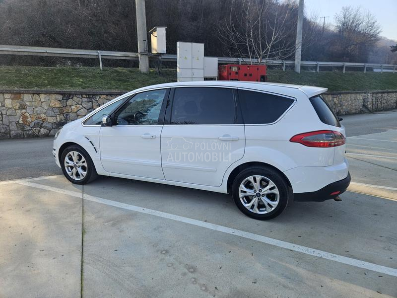 Ford S-Max 1.6 titanium