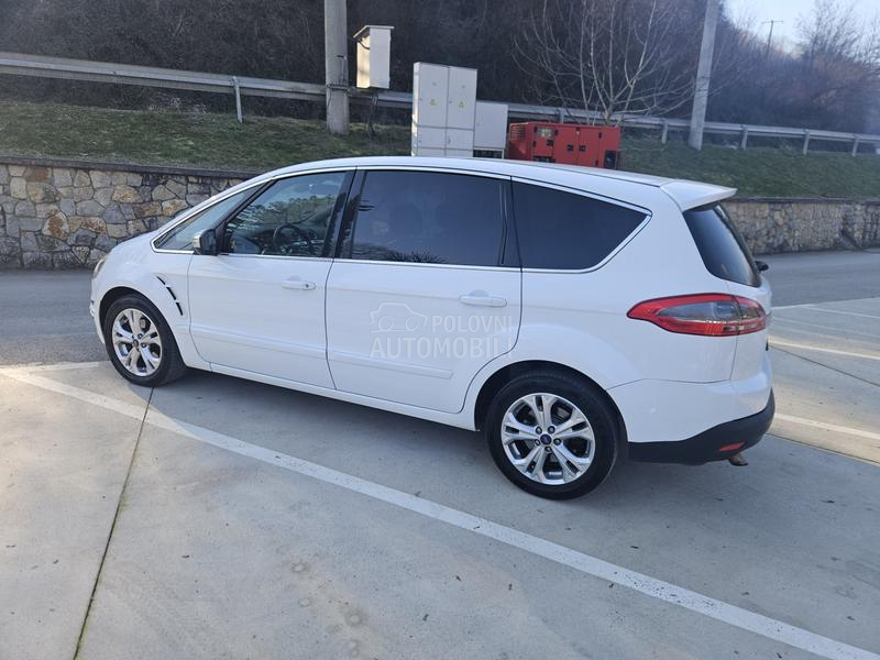 Ford S-Max 1.6 titanium