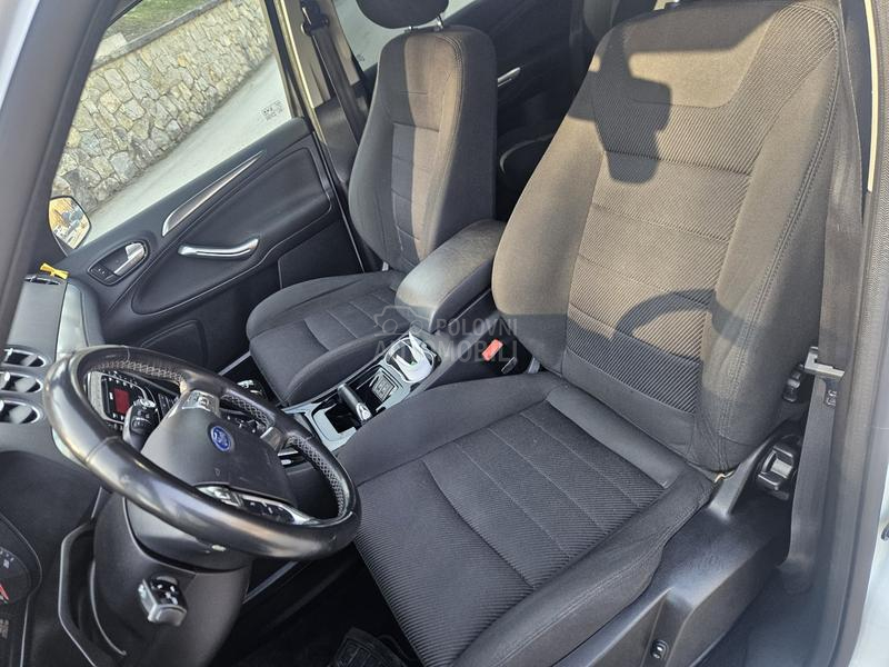 Ford S-Max 1.6 titanium