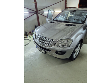 Mercedes Benz ML 320 