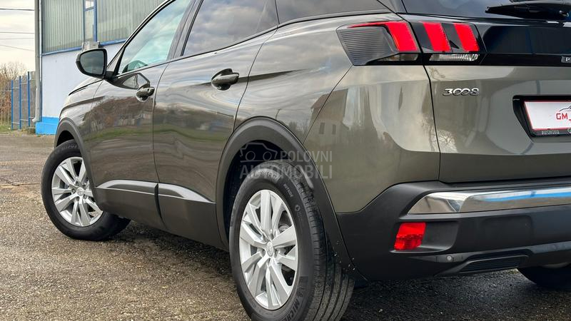 Peugeot 3008 HDi PREMIUM