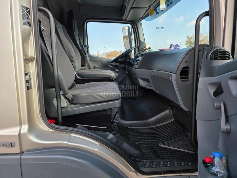 Mercedes Benz ATEGO 818