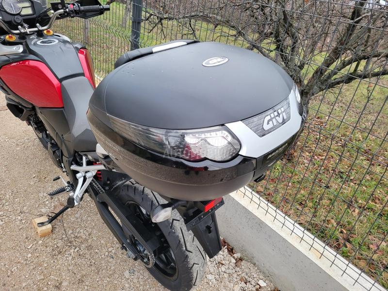 Suzuki v strom 1000 CH