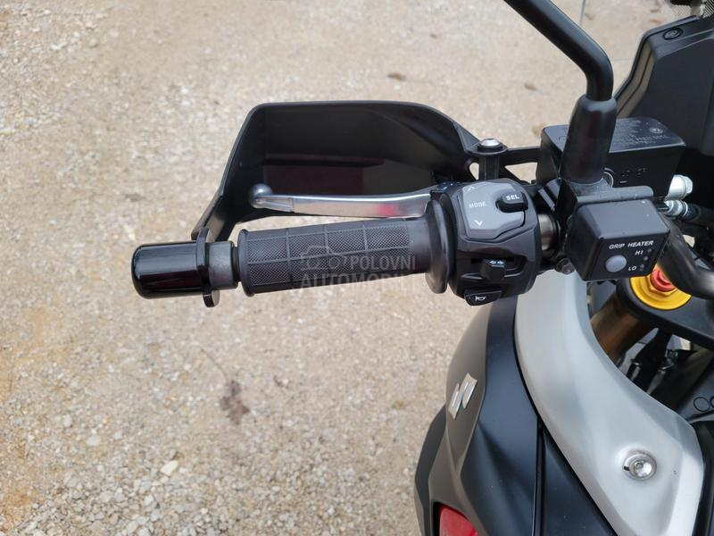 Suzuki v strom 1000 CH