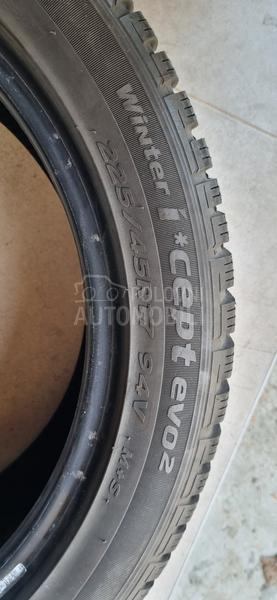 Hankook 225/45 R17 Sve sezone